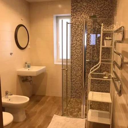 Villa Pikutiskiu Vila *